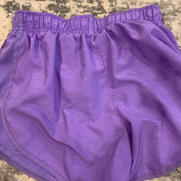 nike shorts - Picture 3 of 3